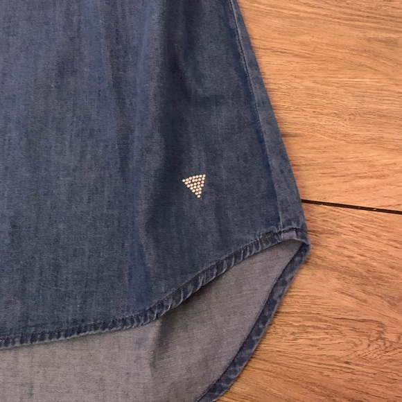 Girls Guess Denim Dress - Picture 2 of 5